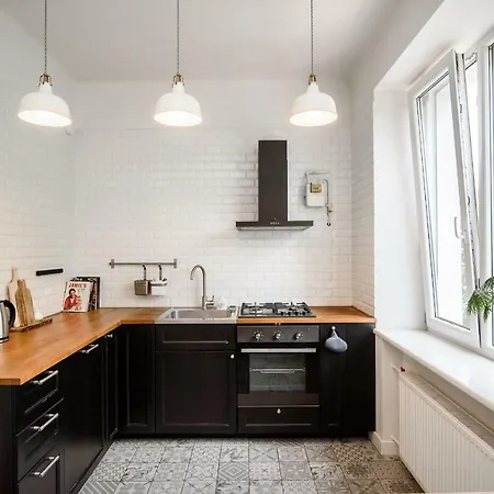 Modern And Spacious Daire