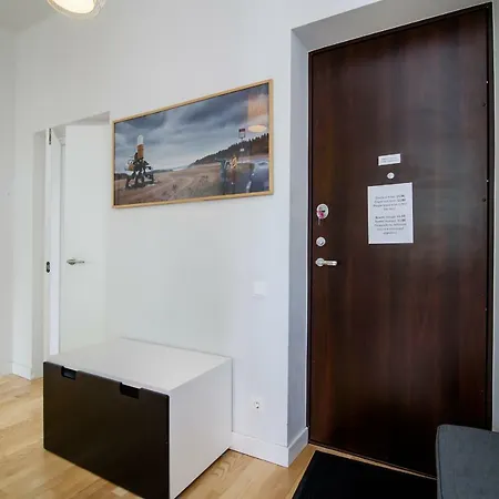 Modern And Spacious
